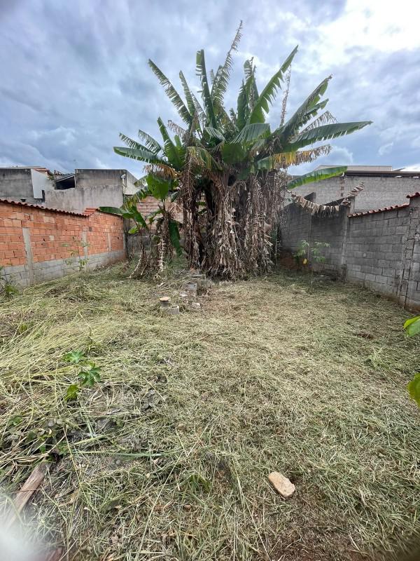 Lote, Bom Jardim, 0 Quarto, 0 Vaga
