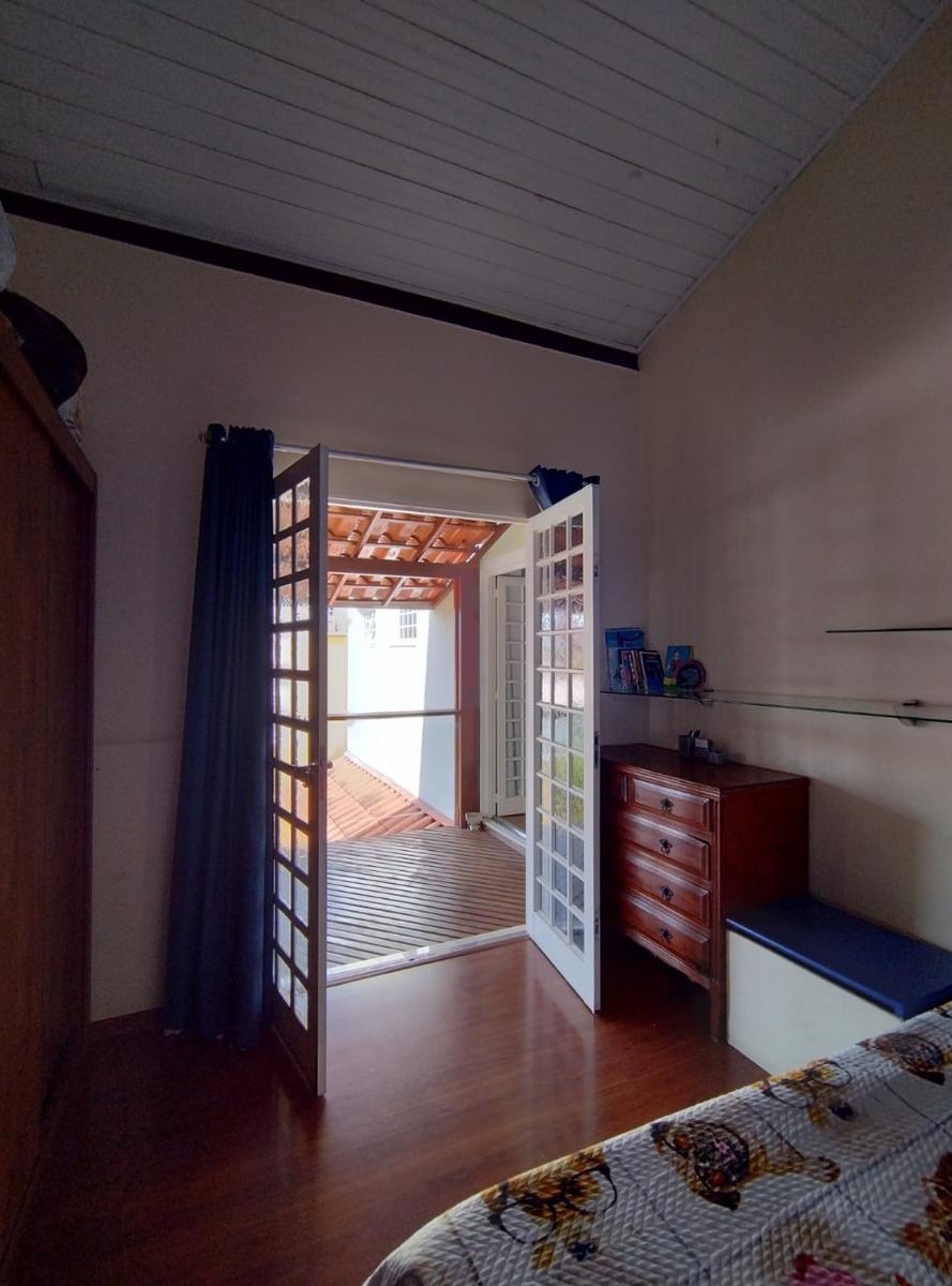 Casa, Floresta, 7 Quartos, 4 Vagas, 4 Suítes