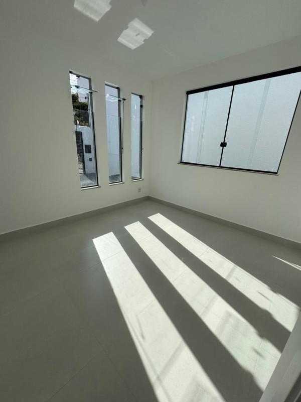 Casa, Jardim Vitória, 3 Quartos, 2 Vagas, 1 Suíte