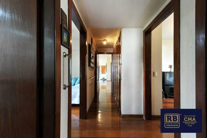 Apartamento, Funcionários, 4 Quartos, 2 Vagas, 1 Suíte