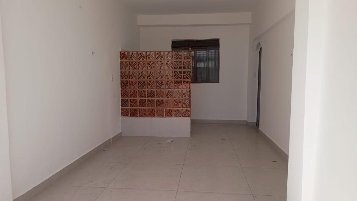 Casa, Guanabara, 2 Quartos, 1 Vaga, 1 Suíte