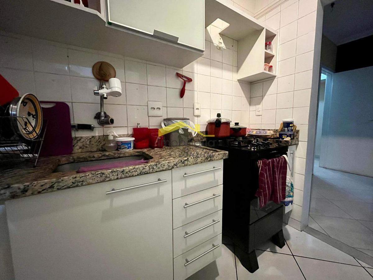 Apartamento, Estoril, 3 Quartos, 1 Vaga, 1 Suíte