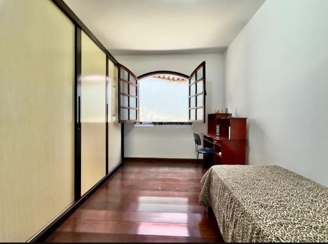 Casa, Santa Mônica, 4 Quartos, 3 Vagas, 1 Suíte
