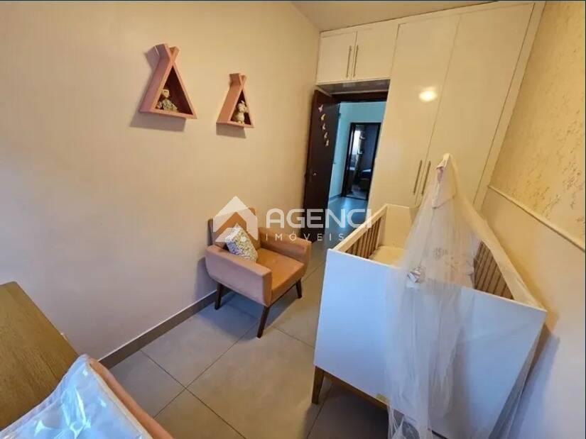 Casa, Cabral, 3 Quartos, 0 Vaga, 1 Suíte