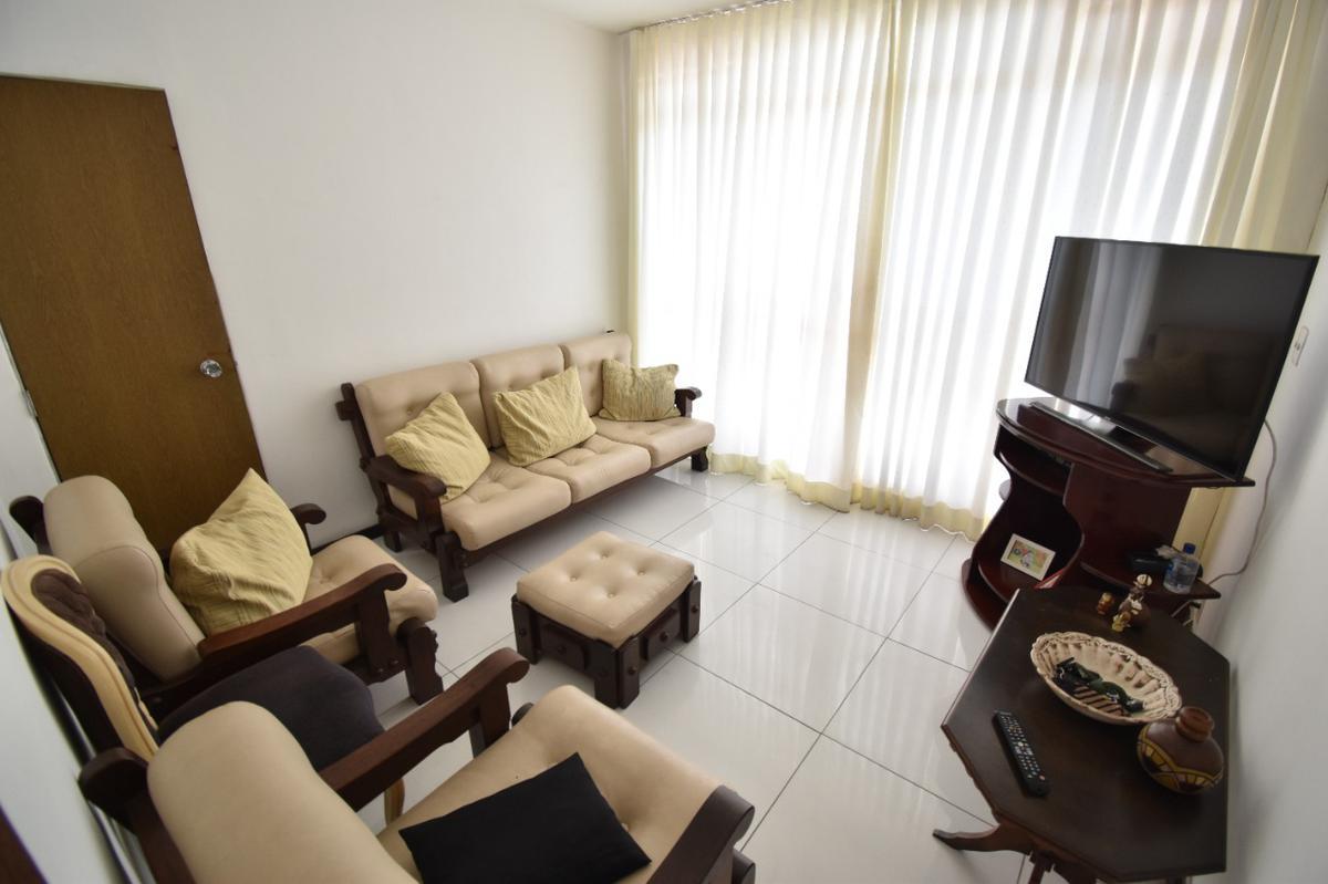 Casa, Itapoã, 3 Quartos, 2 Vagas, 1 Suíte