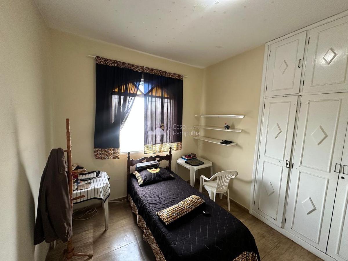 Casa, Planalto, 5 Quartos, 4 Vagas, 1 Suíte
