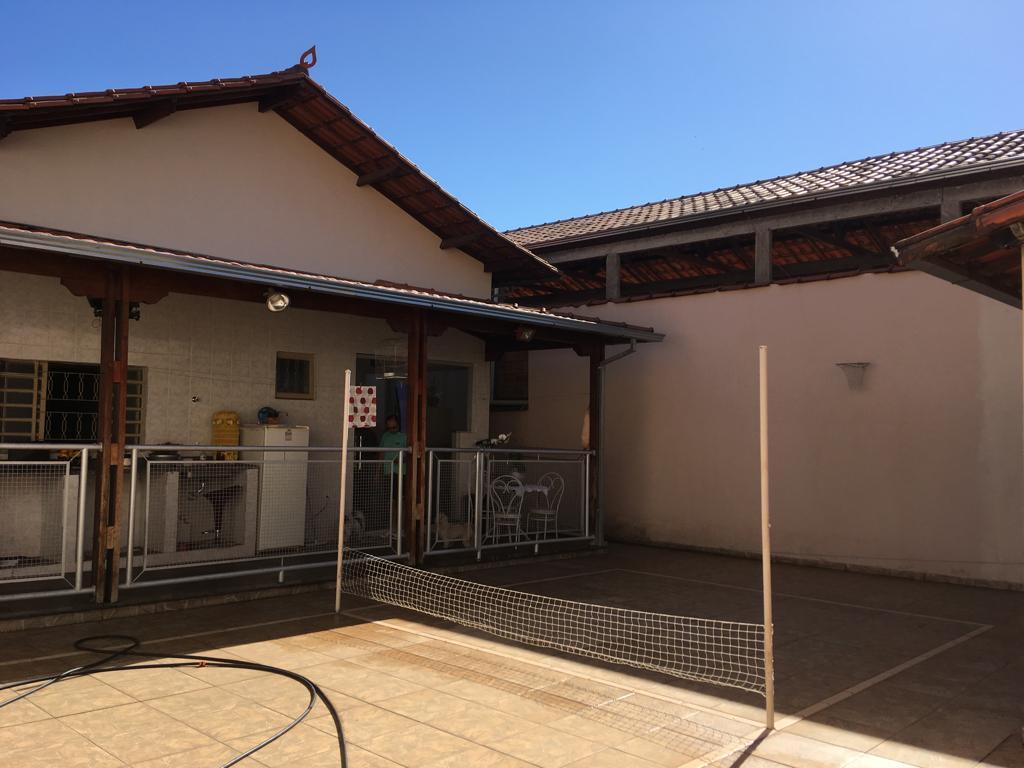 Casa, Vale das Amendoeiras, 2 Quartos, 4 Vagas, 1 Suíte