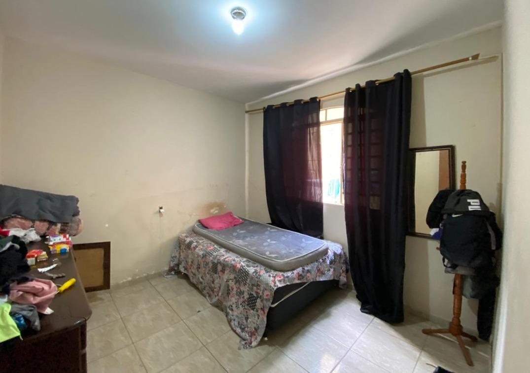 Casa, Europa, 3 Quartos, 5 Vagas, 1 Suíte