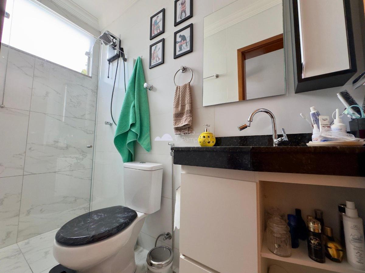 Casa, Rio Branco, 3 Quartos, 2 Vagas, 1 Suíte