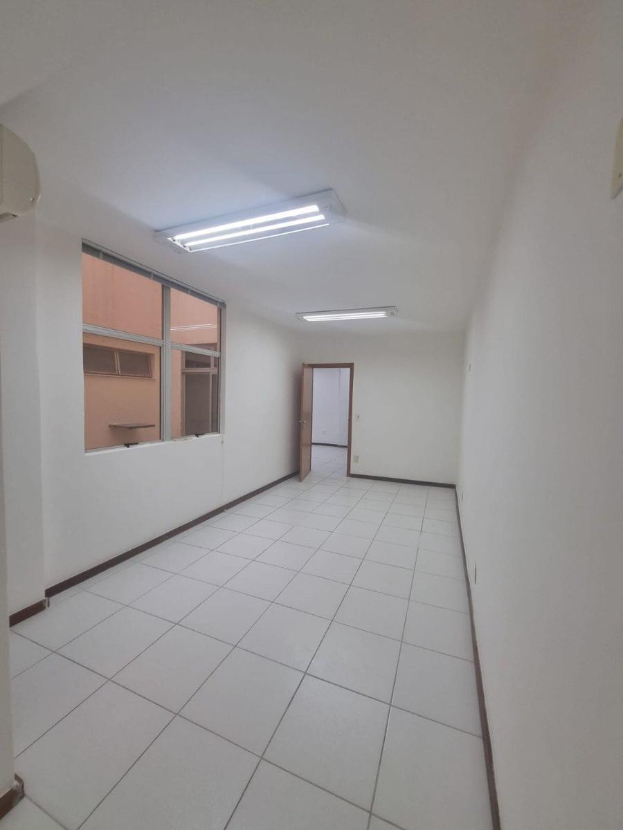 Sala, São Bento, 0 Quarto, 1 Vaga