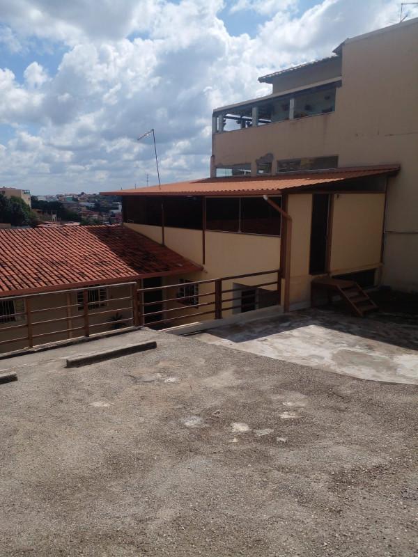 Casa, Fonte Grande, 2 Quartos, 3 Vagas
