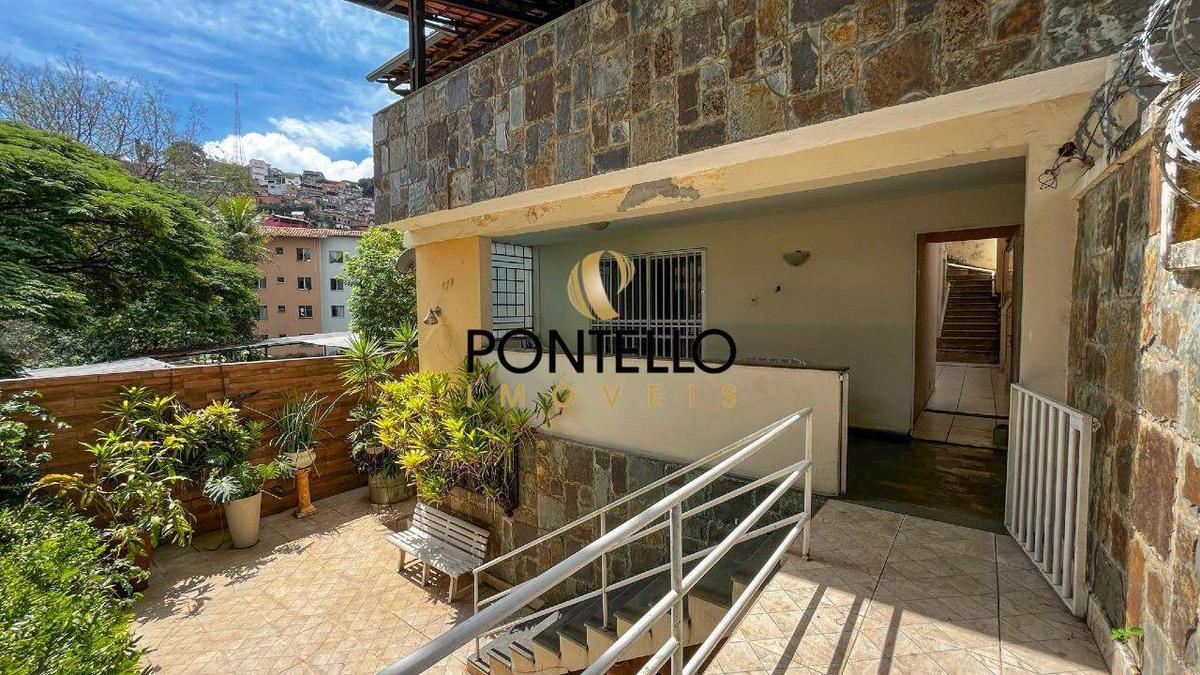 Casa, Serra, 4 Quartos, 2 Vagas, 2 Suítes