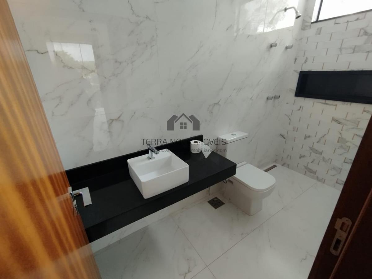 Casa em Condomínio, Village do Gramado I, 4 Quartos