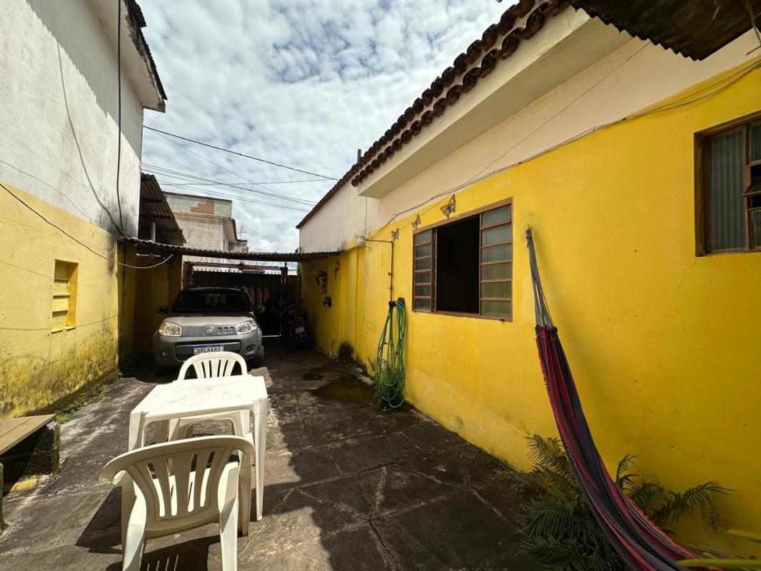 Casa, Centro, 10 Quartos, 2 Vagas