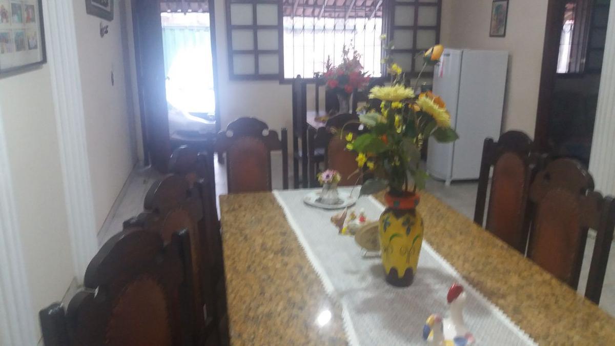 Casa, Cachoeirinha, 9 Quartos, 4 Vagas, 3 Suítes