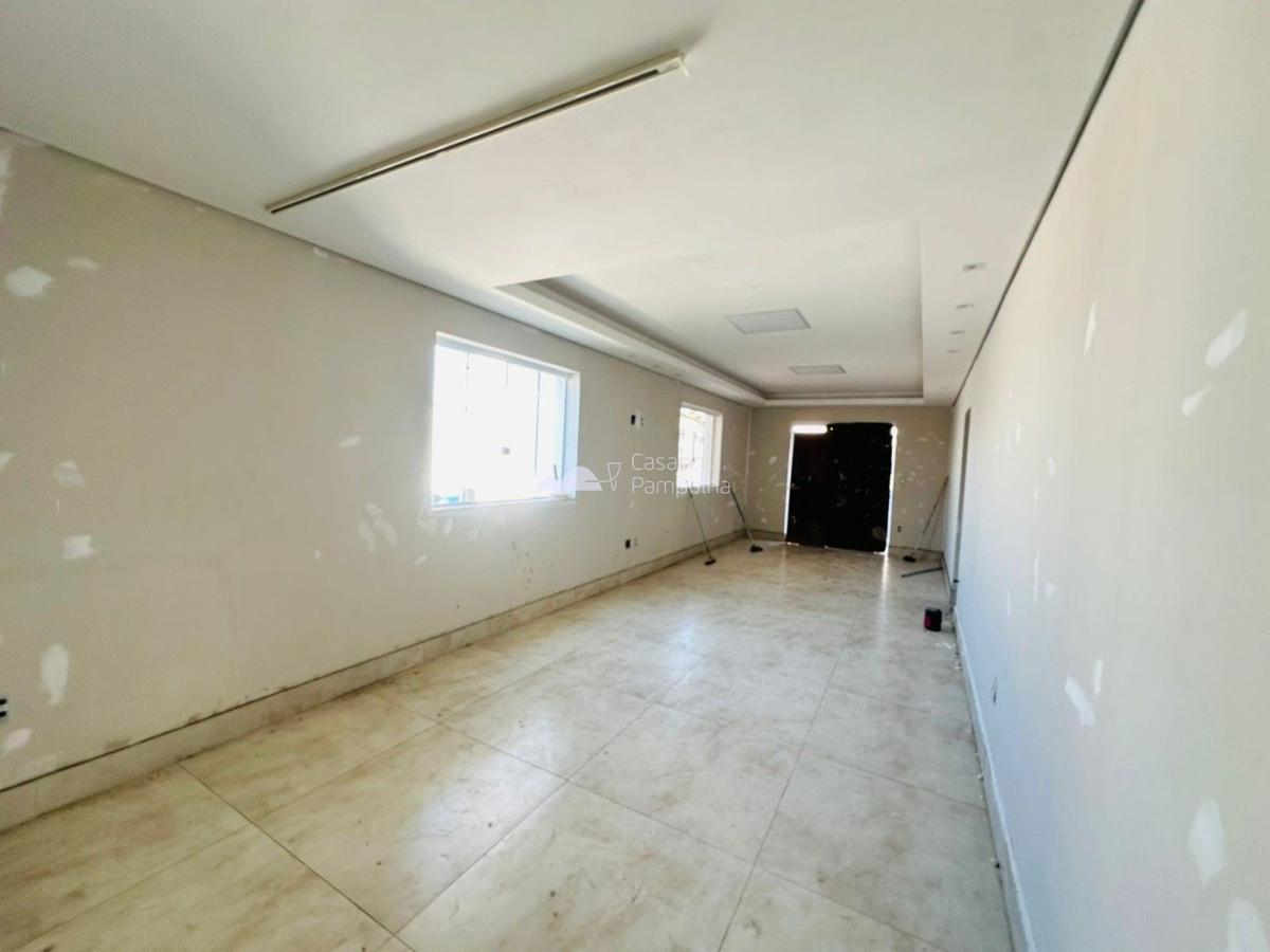 Casa, Planalto, 7 Quartos, 6 Vagas, 2 Suítes