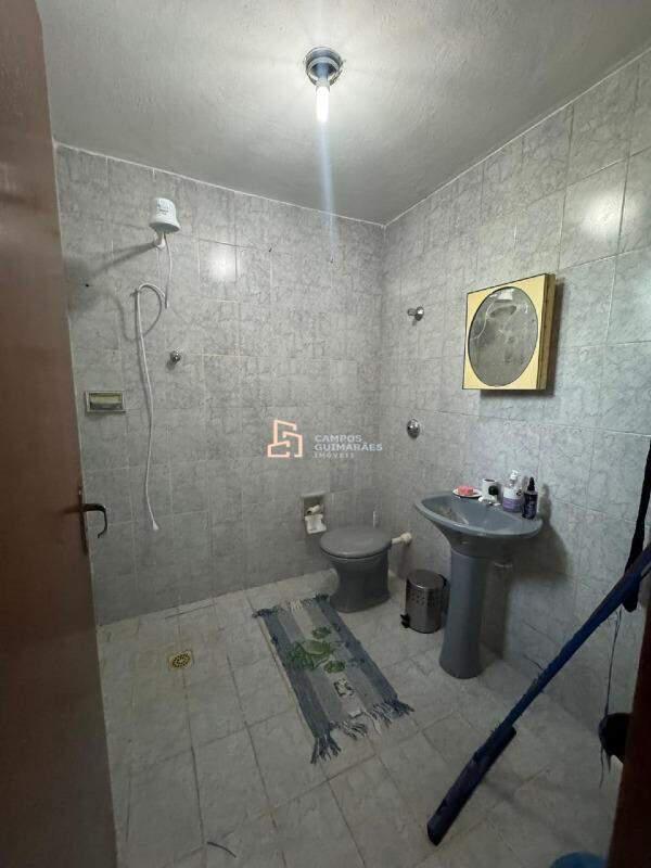 Casa Comercial, Brasil Industrial, 3 Quartos, 4 Vagas, 1 Suíte