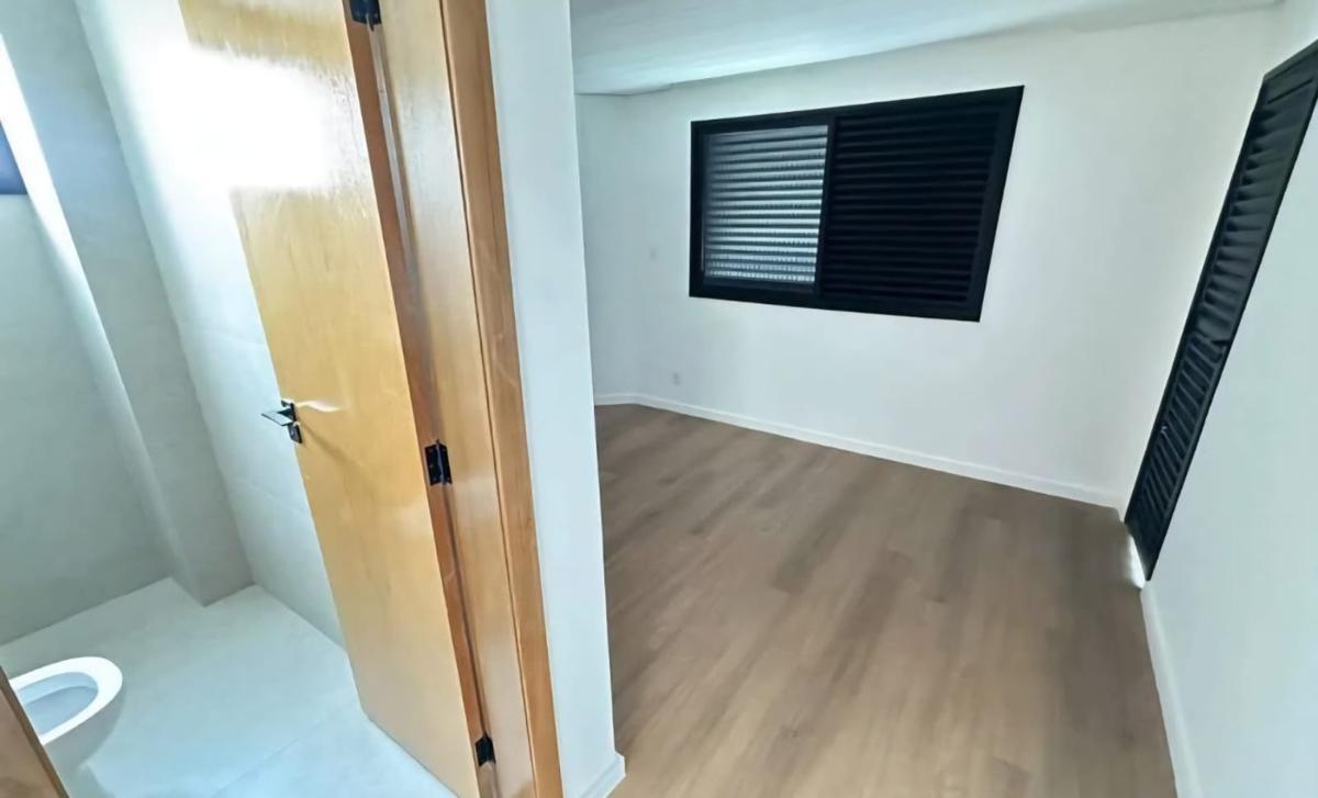 Cobertura, Itapoã, 4 Quartos, 2 Vagas, 2 Suítes