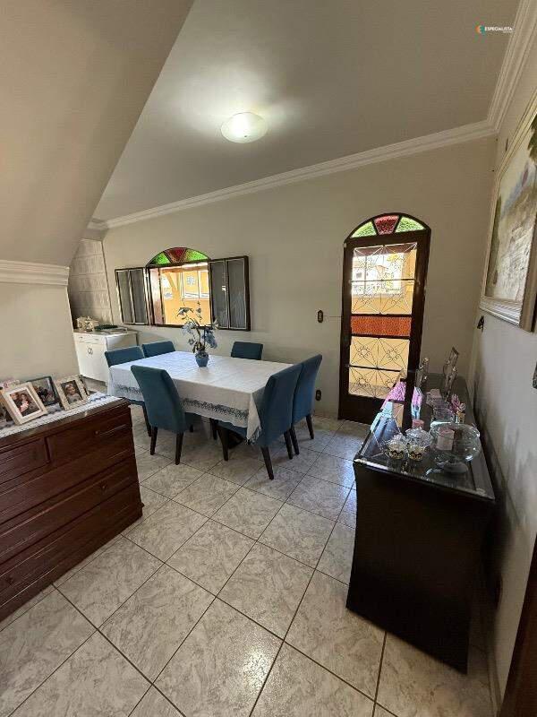 Casa, Frimisa, 4 Quartos, 0 Vaga, 1 Suíte