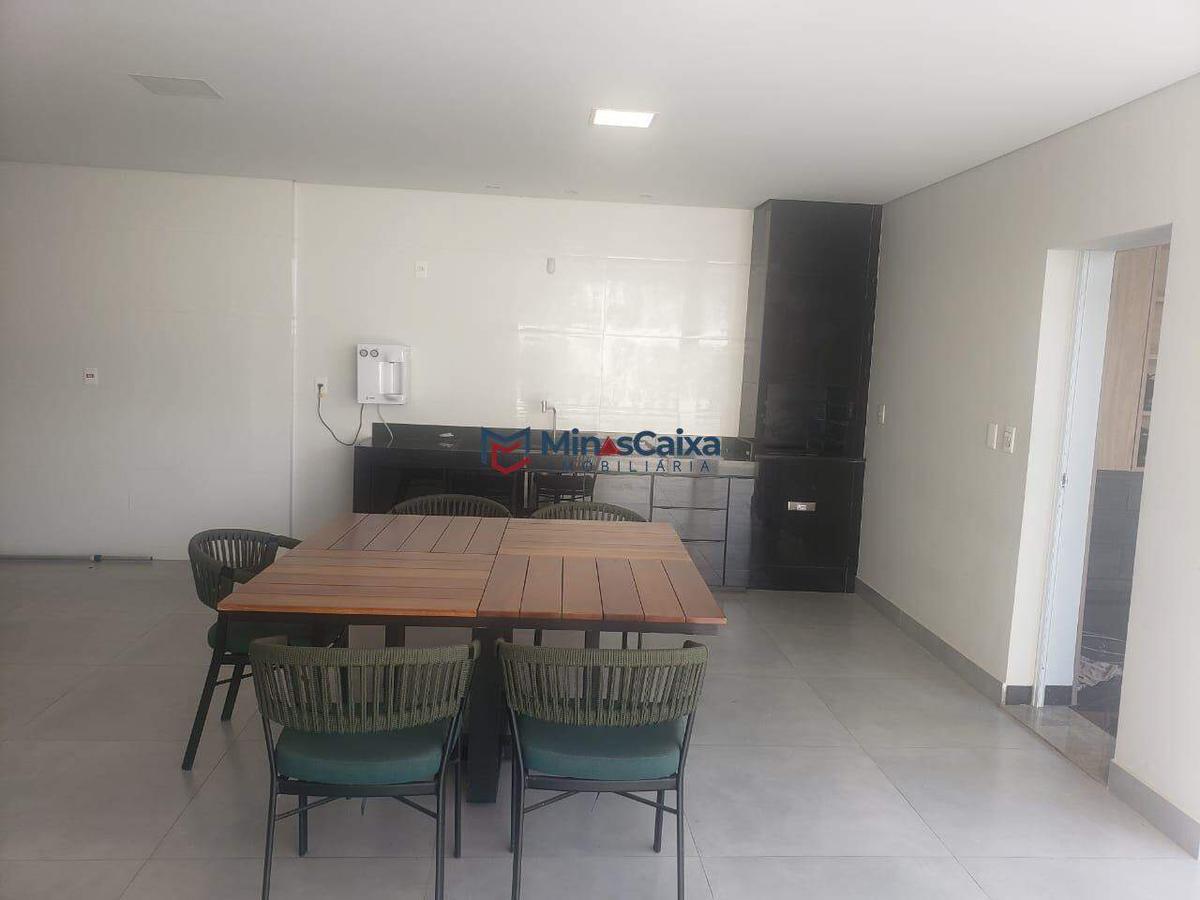 Casa, Cidade Nobre, 6 Quartos, 2 Vagas, 6 Suítes