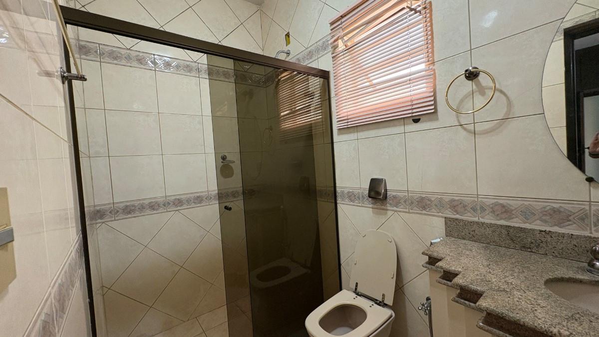 Casa, Nova Granada, 5 Quartos, 3 Vagas, 1 Suíte
