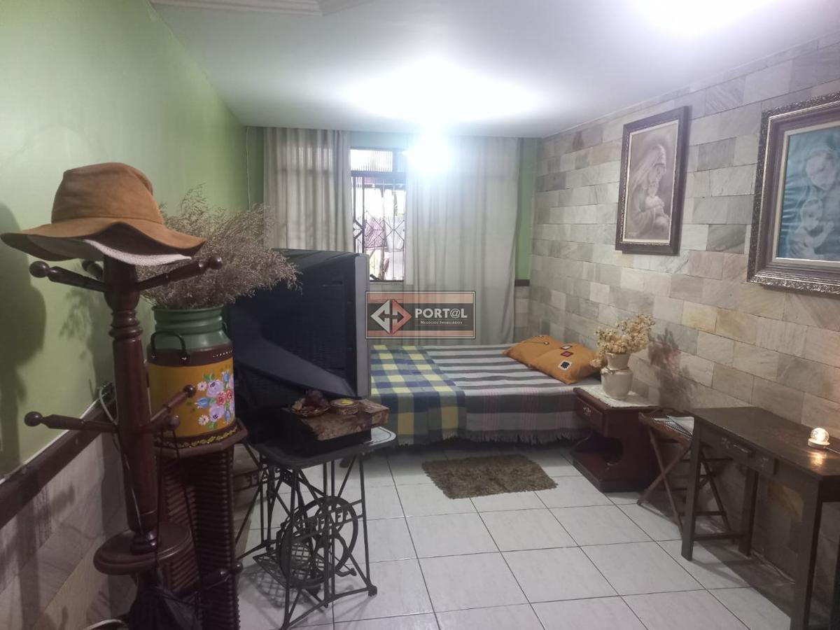 Casa, Vila Clóris, 4 Quartos, 5 Vagas, 1 Suíte