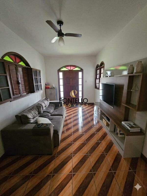 Casa, Aeroporto Industrial, 3 Quartos, 4 Vagas, 1 Suíte