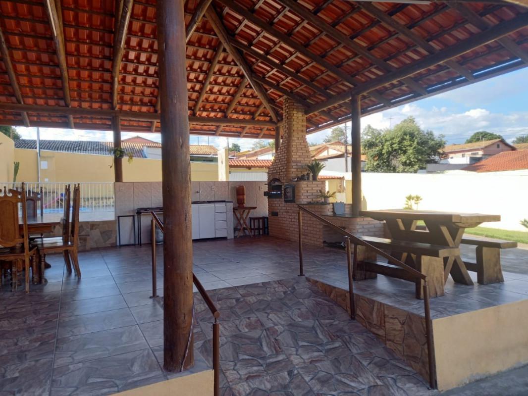 Casa, Dumaville, 3 Quartos, 10 Vagas, 1 Suíte