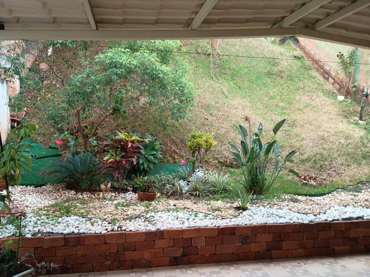 Casa, Piratininga (venda Nova), 3 Quartos, 2 Vagas, 1 Suíte