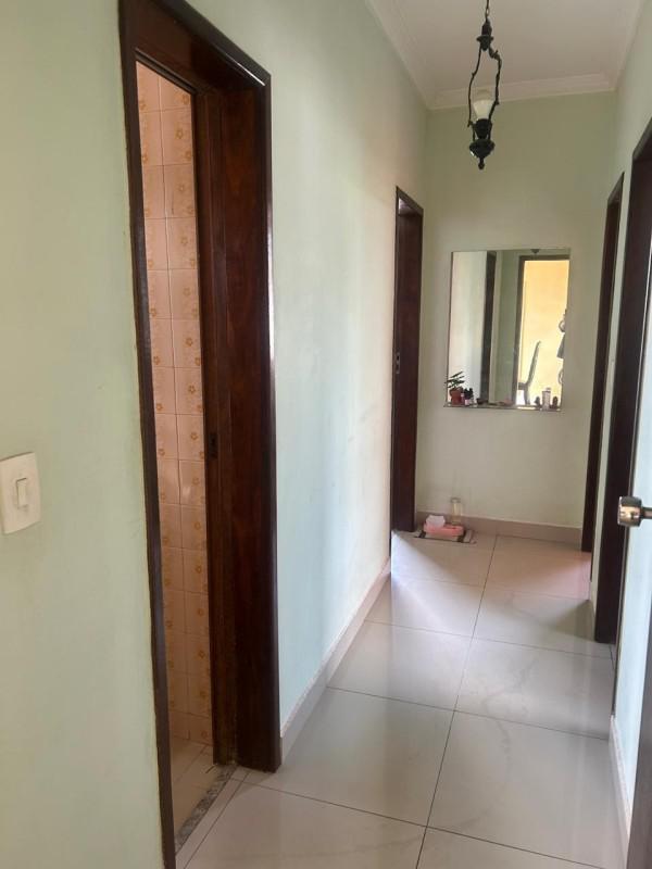Casa, Pirajá, 3 Quartos, 8 Vagas, 1 Suíte