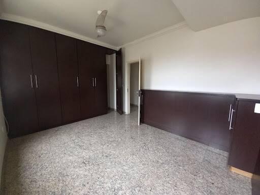 Casa, Centro, 3 Quartos, 0 Vaga, 1 Suíte