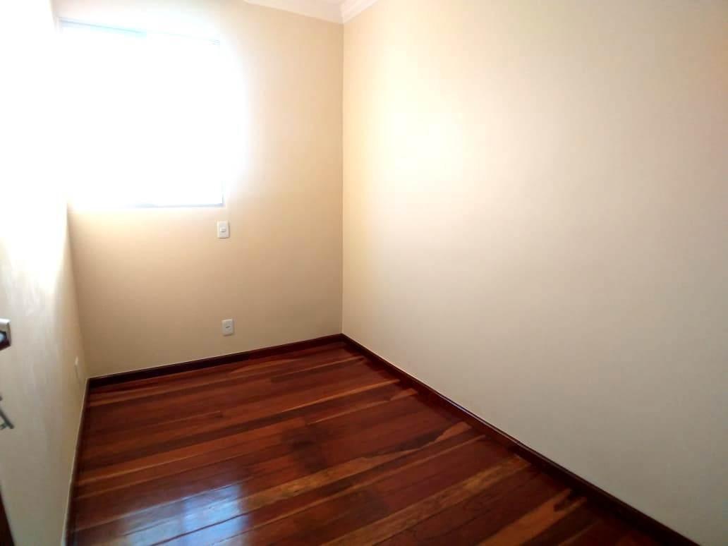 Apartamento, Estoril, 3 Quartos, 1 Vaga