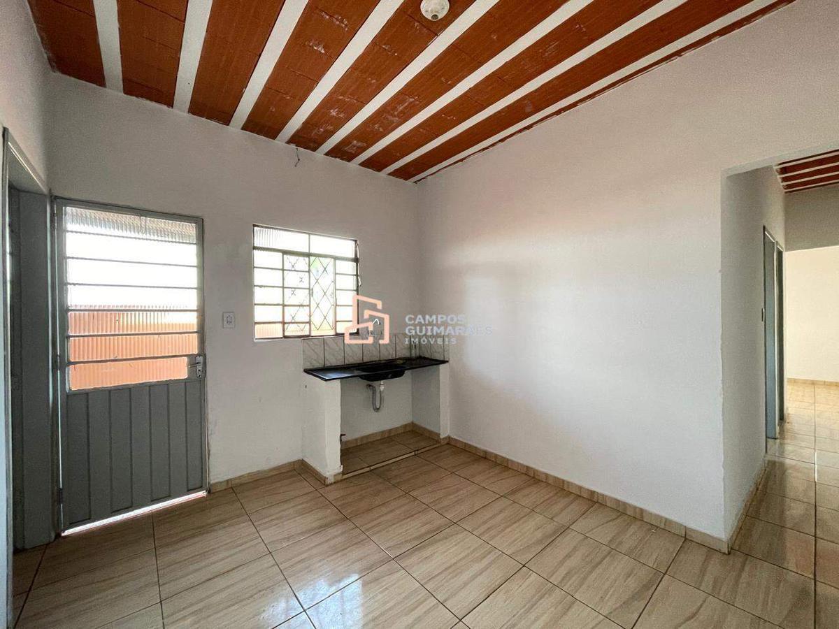 Casa, Ressaca, 2 Quartos, 1 Vaga