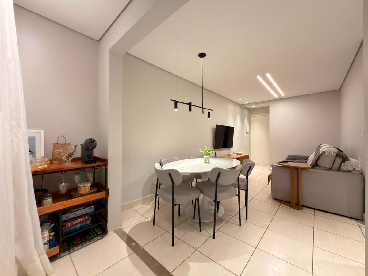 Apartamento, Santa Mônica, 2 Quartos, 1 Vaga