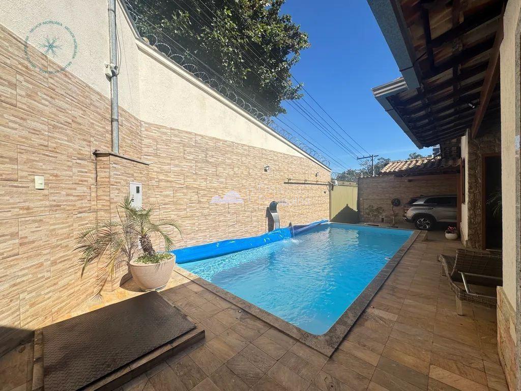 Casa, Itapoã, 4 Quartos, 2 Vagas, 2 Suítes