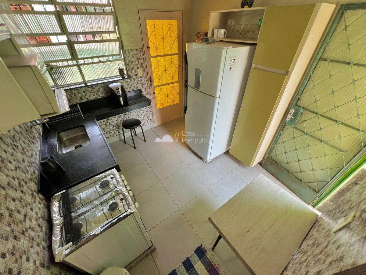 Casa, Planalto, 4 Quartos, 2 Vagas, 2 Suítes