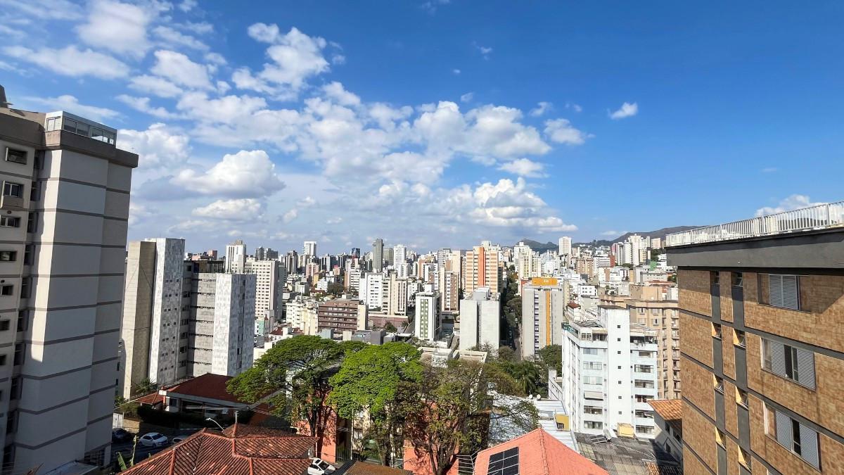 Apartamento, Coração de Jesus, 4 Quartos, 2 Vagas, 1 Suíte