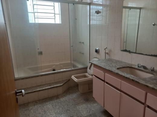 Casa Comercial, Jardim América, 3 Quartos, 2 Vagas