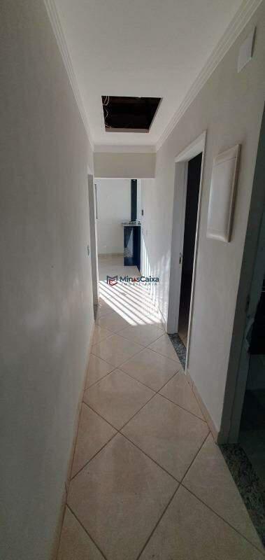 Casa, Nova Esperança, 3 Quartos, 7 Vagas, 1 Suíte