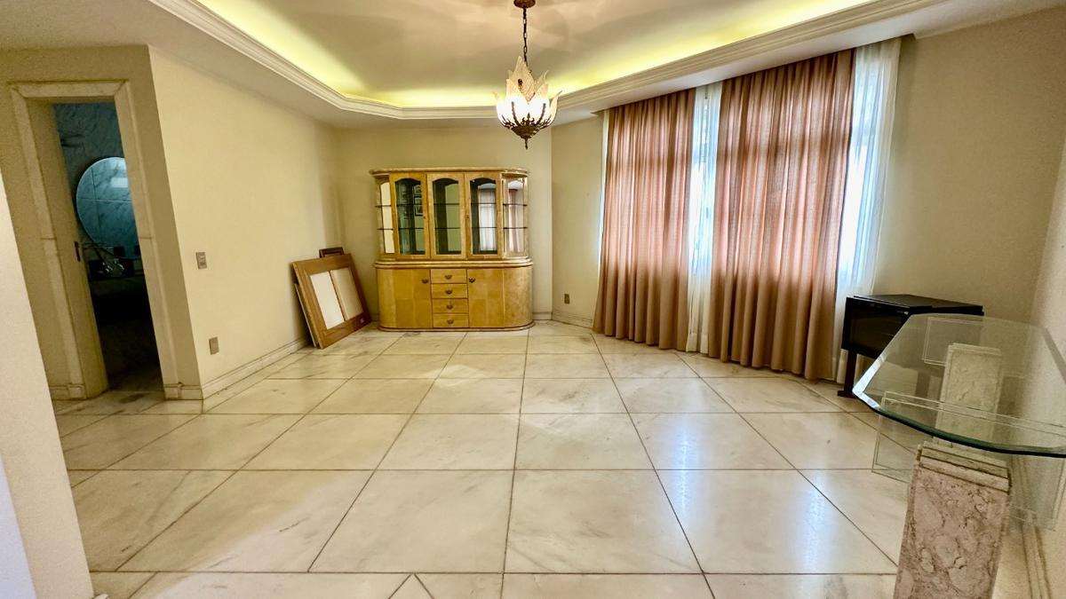Casa, Bandeirantes (pampulha), 5 Quartos, 10 Vagas, 3 Suítes