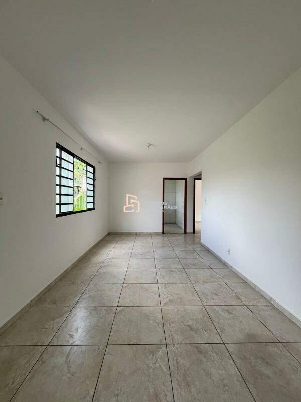 Casa, Parque Turistas, 2 Quartos, 1 Vaga