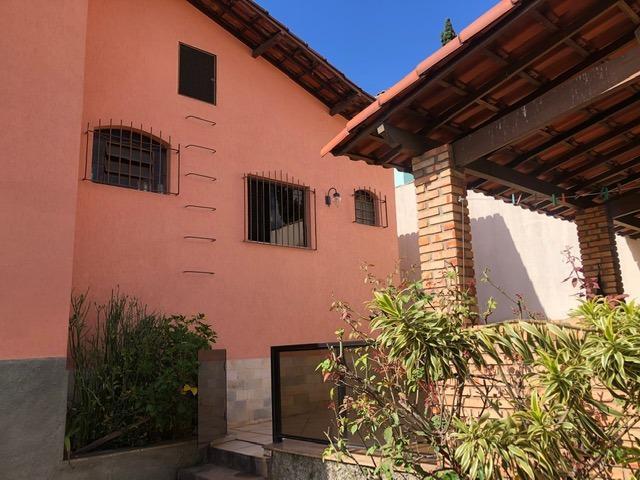 Casa, Castelo, 4 Quartos, 4 Vagas, 1 Suíte