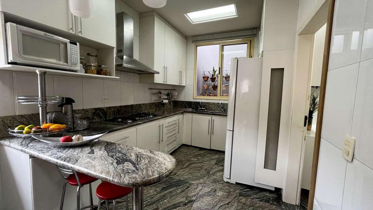 Casa, Paquetá, 4 Quartos, 5 Vagas, 2 Suítes