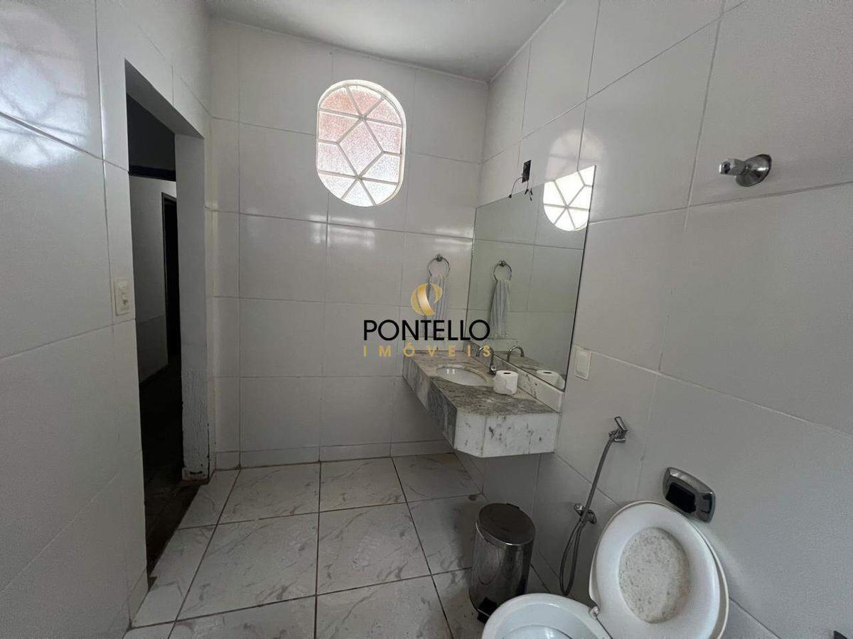 Casa, Jardim Arizona, 3 Quartos, 2 Vagas, 1 Suíte