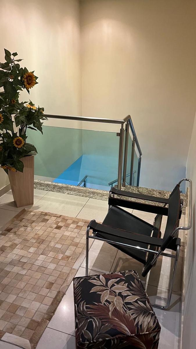 Casa, Europa, 4 Quartos, 4 Vagas, 3 Suítes