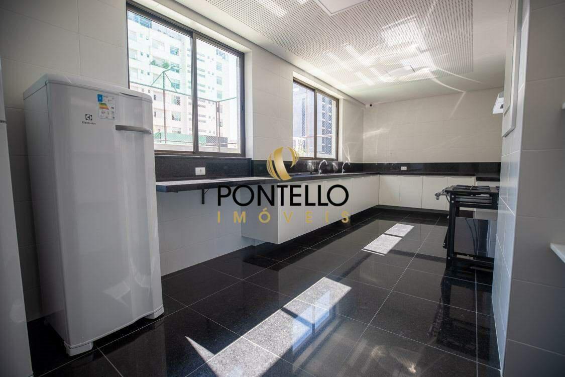 Apartamento, Centro, 4 Quartos, 4 Vagas, 2 Suítes