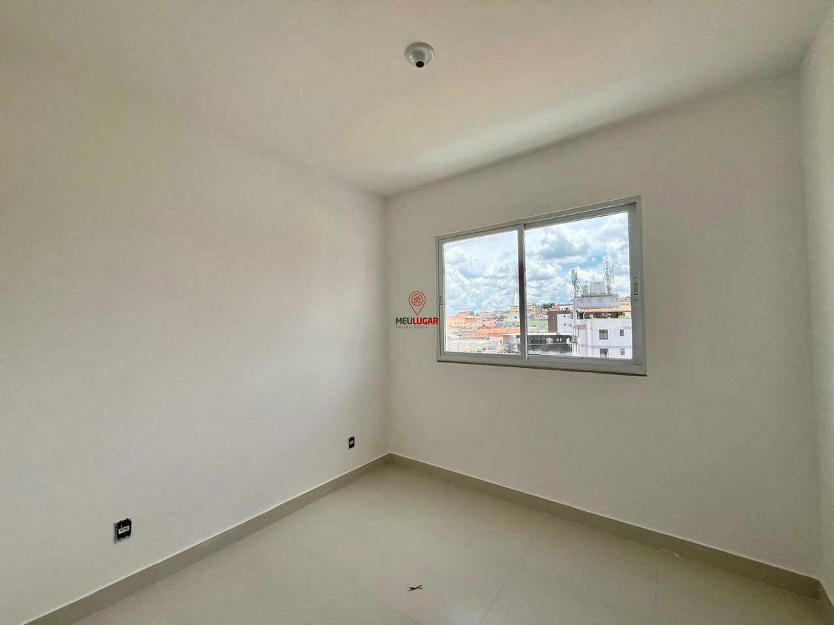 Cobertura, Milionários, 3 Quartos, 2 Vagas, 1 Suíte