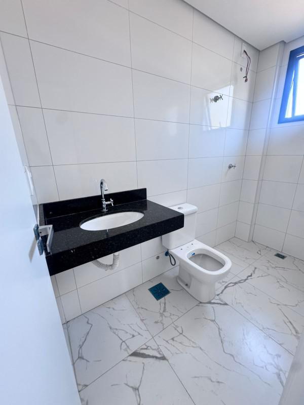 Apartamento, Barreiro, 3 Quartos, 2 Vagas, 1 Suíte