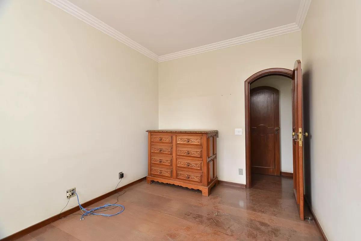 Apartamento, Funcionários, 4 Quartos, 3 Vagas, 2 Suítes