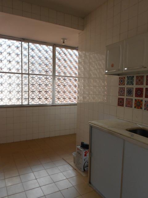Apartamento, Centro, 2 Quartos, 0 Vaga